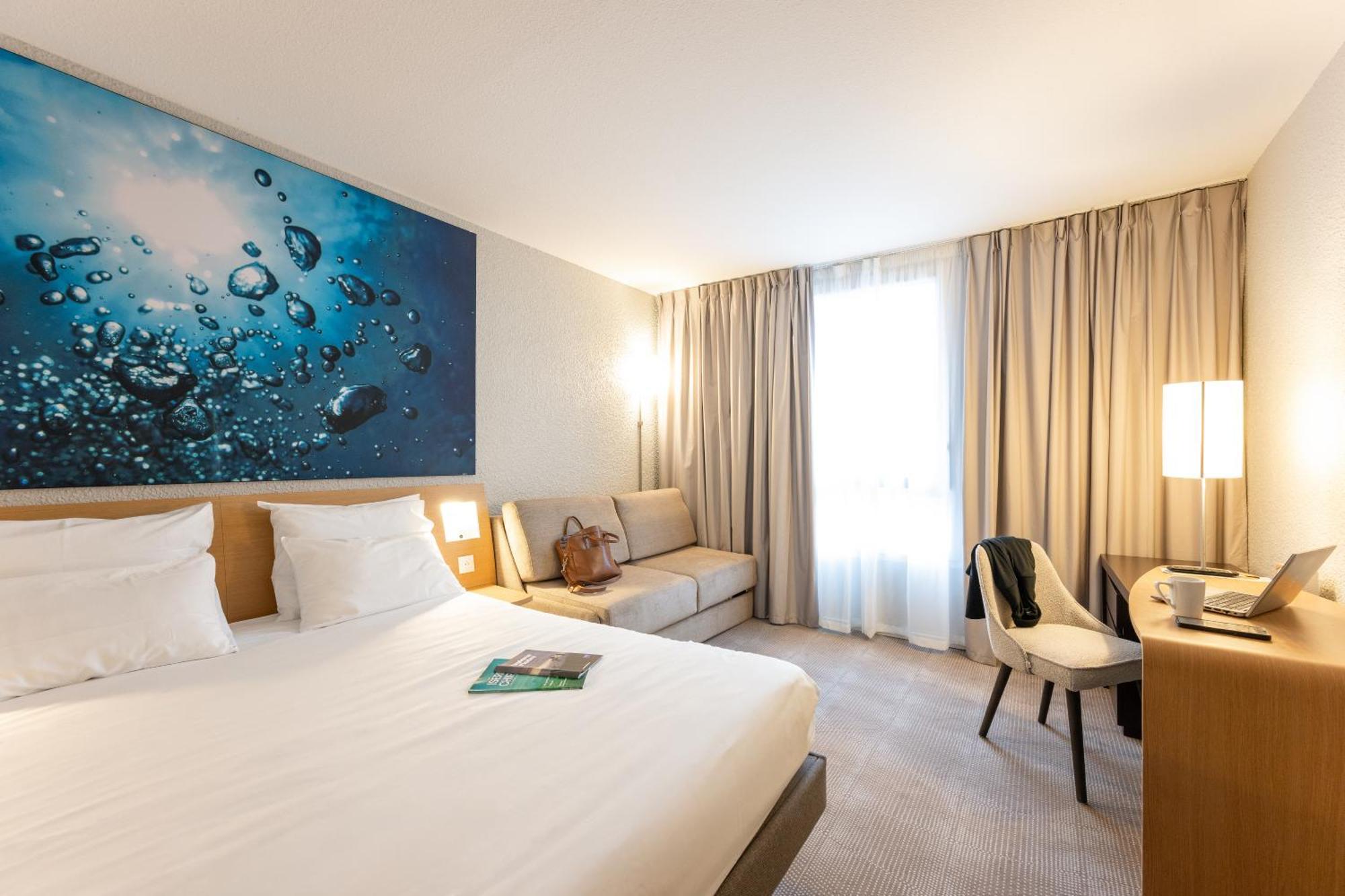 Novotel Grenoble Nord Voreppe Exterior photo